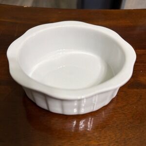 Xcell White Ceramic Ramekin Scalloped Rim Ribbed Individual Baking Dish Round